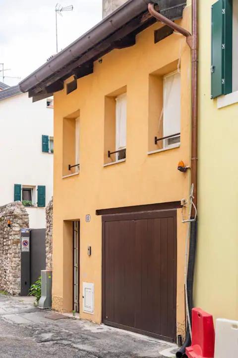 Terratetto In Centro + Parcheggio Apartment Udine Exterior photo